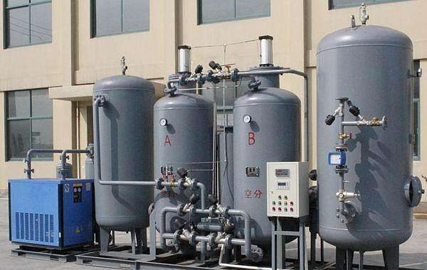 生产过程中常会用到制氮机生产的氮气